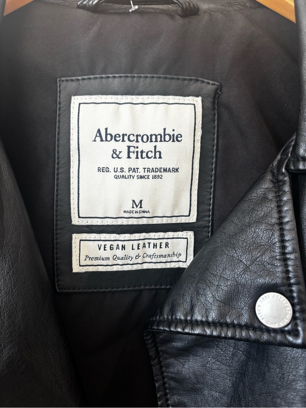 Abercrombie & Fitch Black Quilted-Shoulder Vegan Leather Moto Jacket - Picture 3 of 9